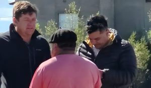 El Gobierno Provincial avanza en mejoras urbanas y asistencia social en el Barrio Parque Forestal