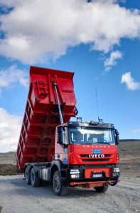“Los 73 Malditos”: Vialidad Provincial junto a Vialidad Nacional trabajan articuladamente en un tramo de la Ruta 40