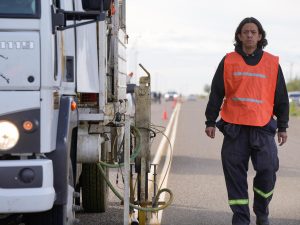 Después de una década sin mantenimiento, el Gobierno Provincial señaliza la Ruta 43