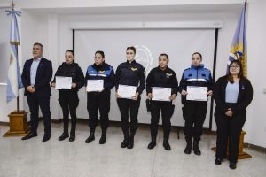 Seguridad presentó estadísticas del Sistema Integral de Denuncias y reconoció a mujeres policías