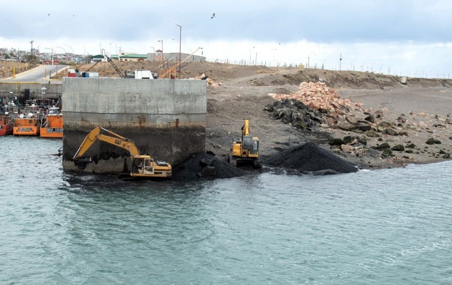 Desarrollarán un proyecto de tratamiento de residuos en el Puerto de Caleta Paula