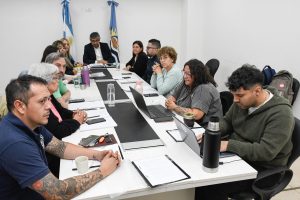 Paritaria docente: Gobierno propone un incremento del 38,30% con cláusula gatillo para 2025
