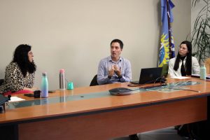 Control Ambiental avanza en planes de trabajo con empresas extractivas