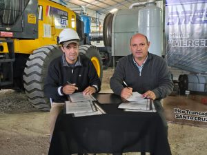 Bujer destacó la iniciativa de la empresa Brest S.A. en acompañar la labor de Vialidad Provincial