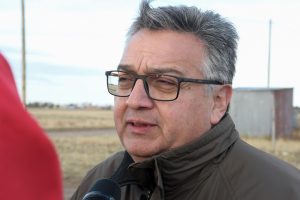 Distrigas junto a vecinos del barrio Bicentenario IV de Río Gallegos gestiona la extensión de la red de gas