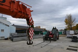 Autoridades provinciales en 28 de Noviembre supervisaron el avance del hospital modular