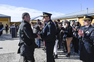 Álvarez a los ingresantes a la Escuela de Policía: “Abrazan a una de las profesiones más nobles, la de cuidar al otro”
