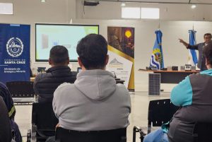 Dictaron charla introductoria a la energía solar fotovoltaica