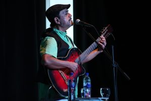 Eduardo Guajardo regresó a Río Gallegos con su nuevo disco  "Santacruceños del Viento"