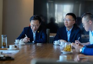 Santa Cruz se prepara para recibir inversiones chinas en puertos y en la industria pesquera