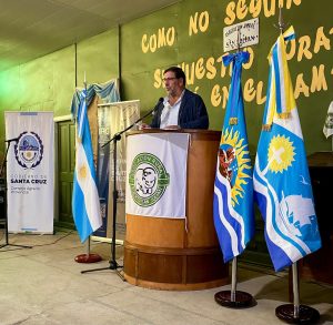 Santa Cruz reafirma su compromiso con el campo en la Feria Ganadera de Puerto San Julián