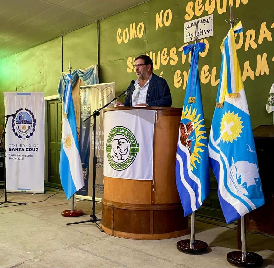 Santa Cruz reafirma su compromiso con el campo en la Feria Ganadera de Puerto San Julián