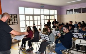 Integrantes de La Renga llevaron adelante una masterclass en la Escuela Provincial de Música Re Si