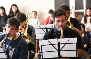 Integrantes de La Renga llevaron adelante una masterclass en la Escuela Provincial de Música Re Si
