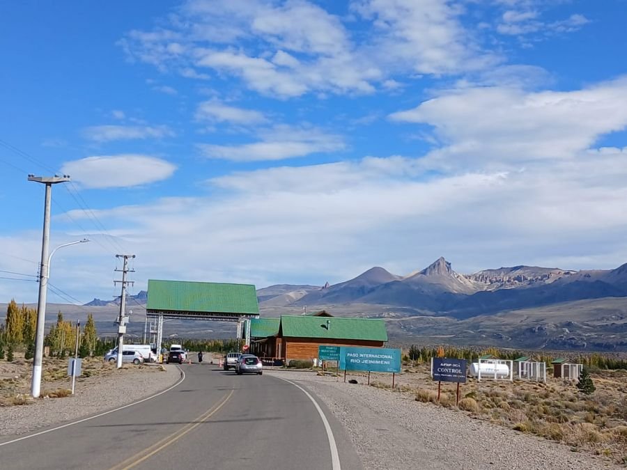 Regresa el transporte fronterizo entre Los Antiguos y Chile Chico: impulso para el Turismo y la Economía de Santa Cruz