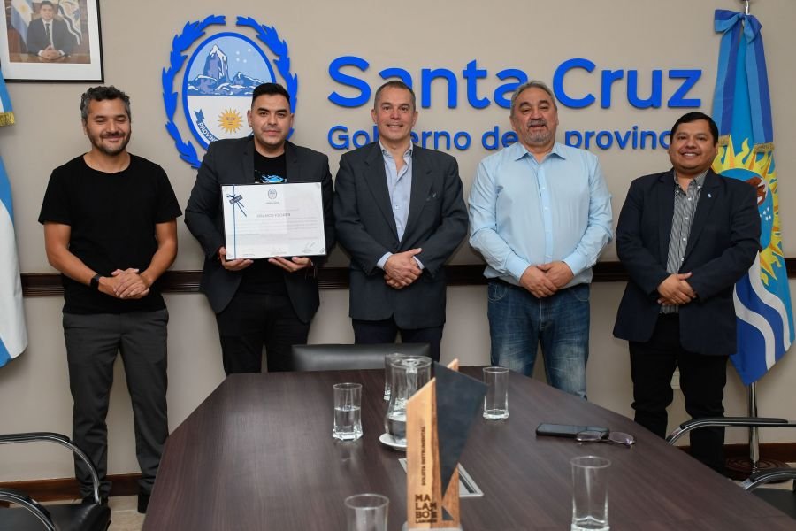 El Gobierno de la Provincia reconoció a Franco Flores, campeón nacional en el Festival de Malambo