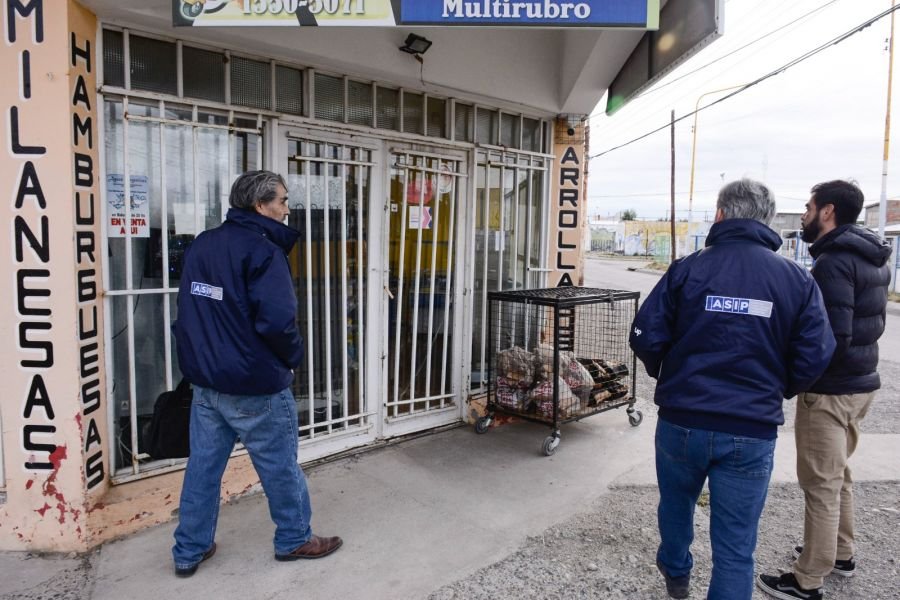 La Agencia Santacruceña de Ingresos Públicos realizó operativos de fiscalización y notificación