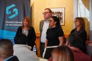 Educación junto a Fundación Banco Santa Cruz pone en marcha “Transformar la Secundaria” 2025