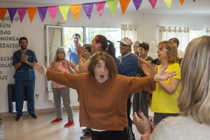 Día Mundial de la Actividad Física: Adultos del Centro Recuerdos Compartidos vivieron una tarde saludable