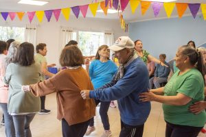 Día Mundial de la Actividad Física: Adultos del Centro Recuerdos Compartidos vivieron una tarde saludable