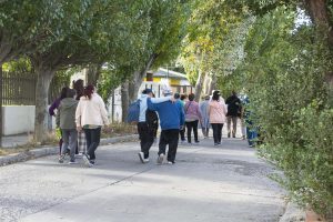 Día Mundial de la Actividad Física: Adultos del Centro Recuerdos Compartidos vivieron una tarde saludable
