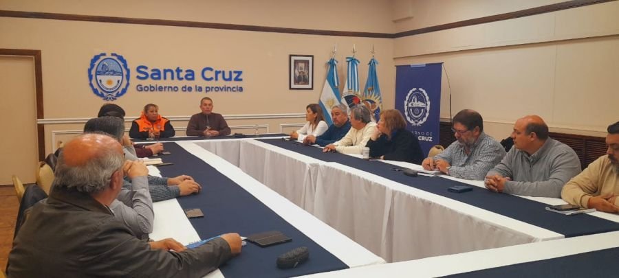 COE: Concretaron la primera mesa de trabajo para delinear acciones en el marco del Plan Invernal 2025