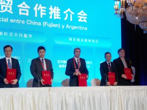 Santa Cruz Puede S.A.U firmó un convenio con empresas chinas para fortalecer las industrias pesquera y textil