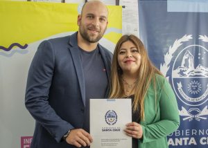 Se firmaron convenios para proyectos que fortalecen las infancias de Puerto Santa Cruz y Gobernador Gregores