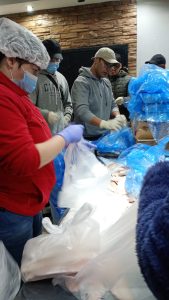 Brizuela destacó el operativo solidario de entrega de merluza en la Cuenca