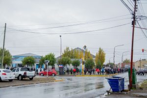 Destacan la organización en la entrega de merluza para las familias de Río Gallegos
