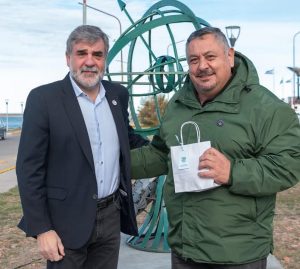 Puerto San Julián celebró el astroturismo con la inauguración del Monumento a la Esfera Armilar