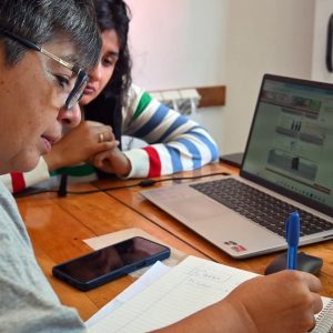 Costantini visitó El Chaltén y reforzó el acompañamiento al sistema de salud local