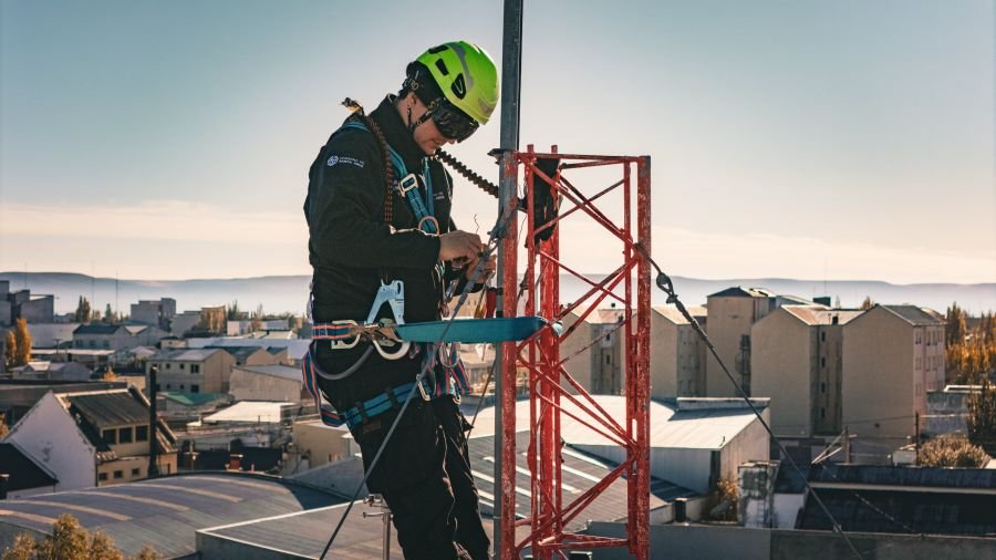 Telecomunicaciones realizó trabajos en la Cruz Roja Argentina filial Río Gallegos