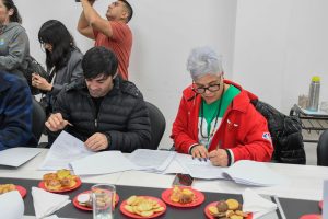 Se firmaron contratos de Servicio de Limpieza con distintas cooperativas de la provincia