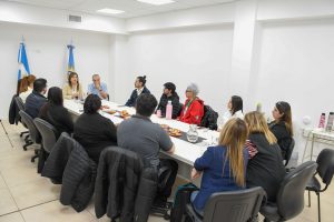 Se firmaron contratos de Servicio de Limpieza con distintas cooperativas de la provincia