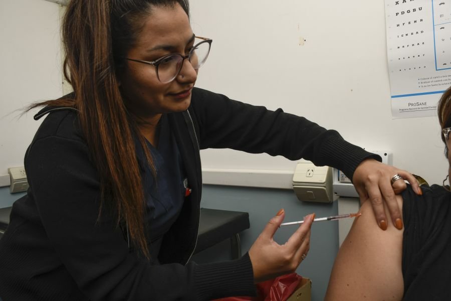 Se realizó exitosa jornada de vacunación en la Caja de Previsión Social