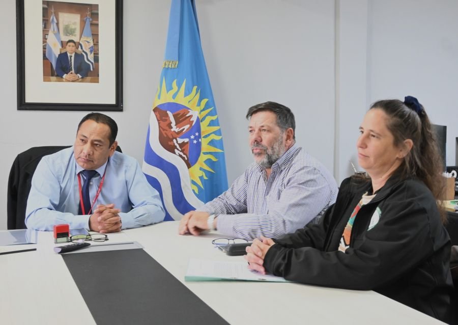 El Consejo Agrario Provincial y el Ministerio de Seguridad firmaron un convenio para fortalecer la prevención y lucha contra incendios en Santa Cruz