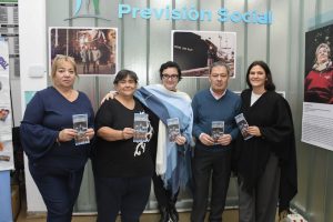 La Caja de Previsión Social inauguró la muestra "Santa Cruz, tierra de veteranas" en homenaje a mujeres de Malvinas