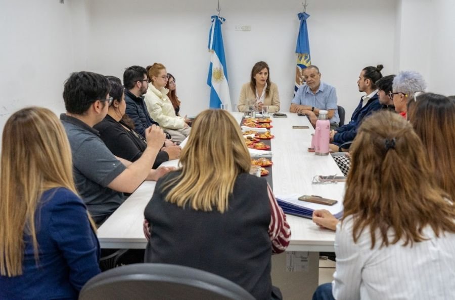 Educación asegura los servicios de limpieza en las escuelas