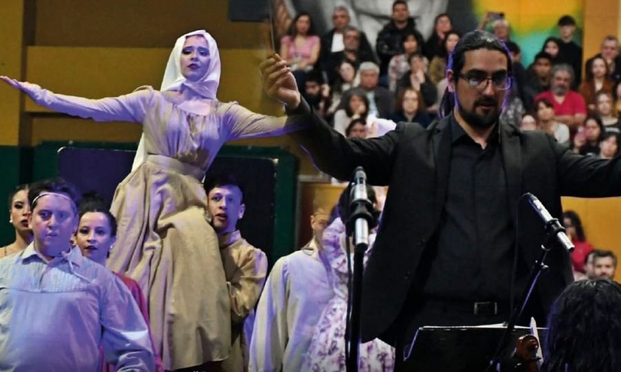 Álvarez destacó el talento santacruceño en la interpretación de la Misa Criolla en Río Gallegos