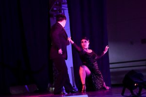 La Escuela de Danzas y Sinfonietta presentaron una conmovedora versión de la Misa Criolla