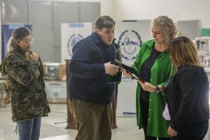 El Gobierno Provincial entregó insumos y herramientas a emprendedores santacruceños