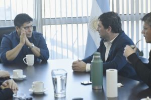 El Gobierno Provincial anunció la reparación de los sitios 3 y 4 del muelle de Puerto Deseado