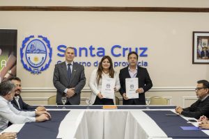 Importante acompañamiento financiero del Gobierno de Santa Cruz a las infancias del interior provincial