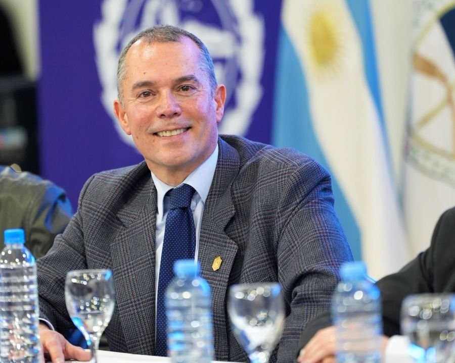 Álvarez: “El polideportivo con auditorio marcará un antes y un después para Río Gallegos”