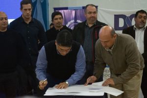 Claudio Vidal anunció una planta anti hielo en La Esperanza para reforzar la seguridad vial invernal