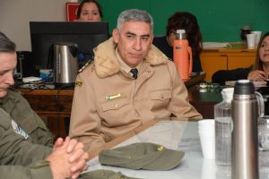 Álvarez: “Llevamos tranquilidad y pedimos que sigan las informaciones oficiales, la frontera para volver desde Chile sigue abierta hasta las 22 horas”