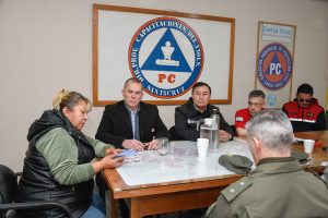 Álvarez: “Llevamos tranquilidad y pedimos que sigan las informaciones oficiales, la frontera para volver desde Chile sigue abierta hasta las 22 horas”