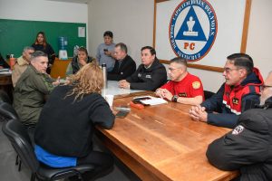 Álvarez: “Llevamos tranquilidad y pedimos que sigan las informaciones oficiales, la frontera para volver desde Chile sigue abierta hasta las 22 horas”