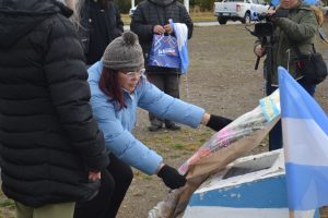 Álvarez: “No les soltamos la mano”, Río Gallegos y la vigente memoria del ARA Crucero General Belgrano